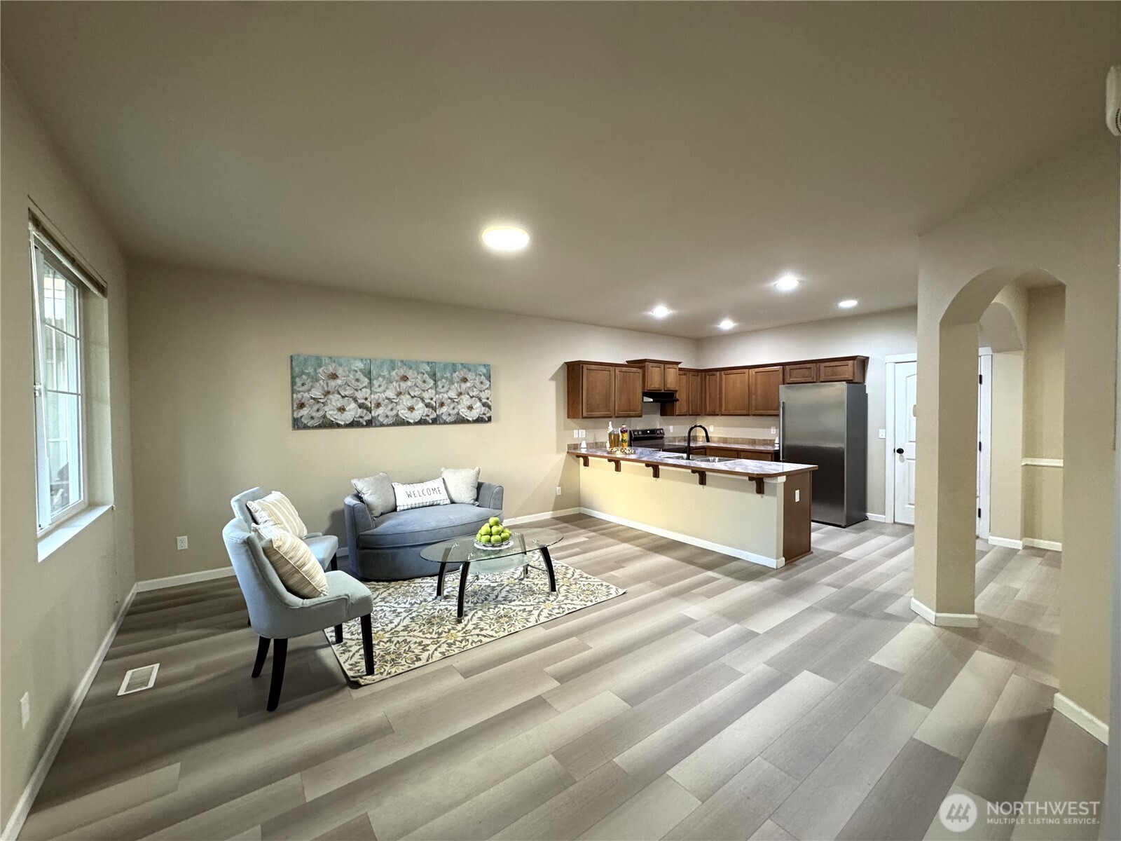 367 Graham Avenue Property Photo 20