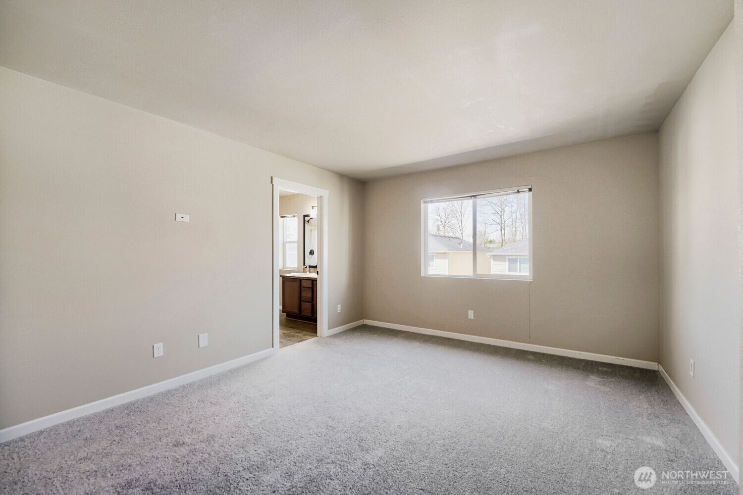 367 Graham Avenue Property Photo 25
