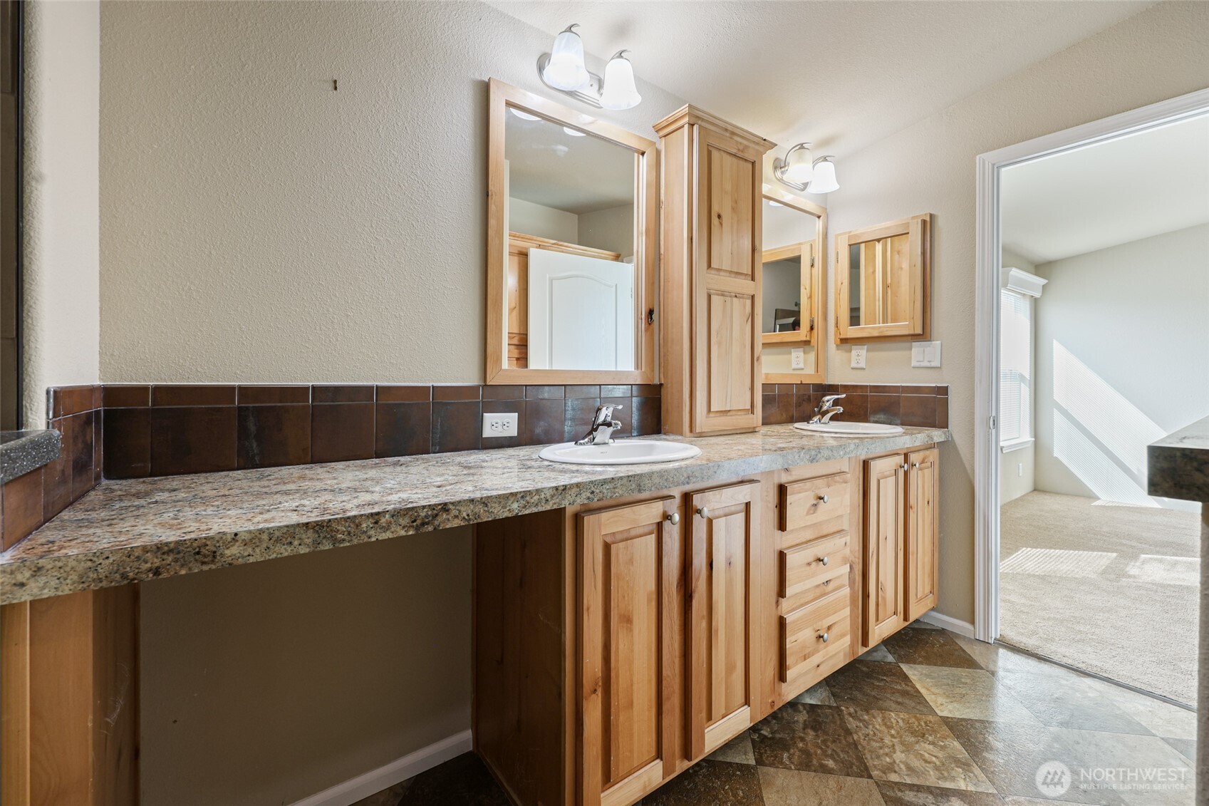 3516 Meadowbrook Lane Property Photo 20