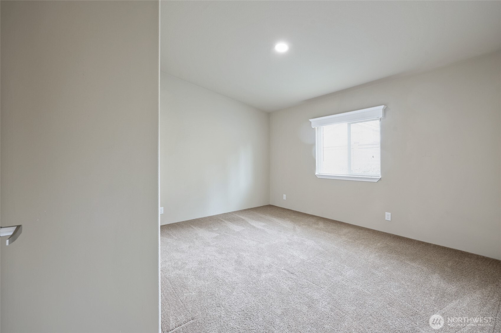 3516 Meadowbrook Lane Property Photo 27