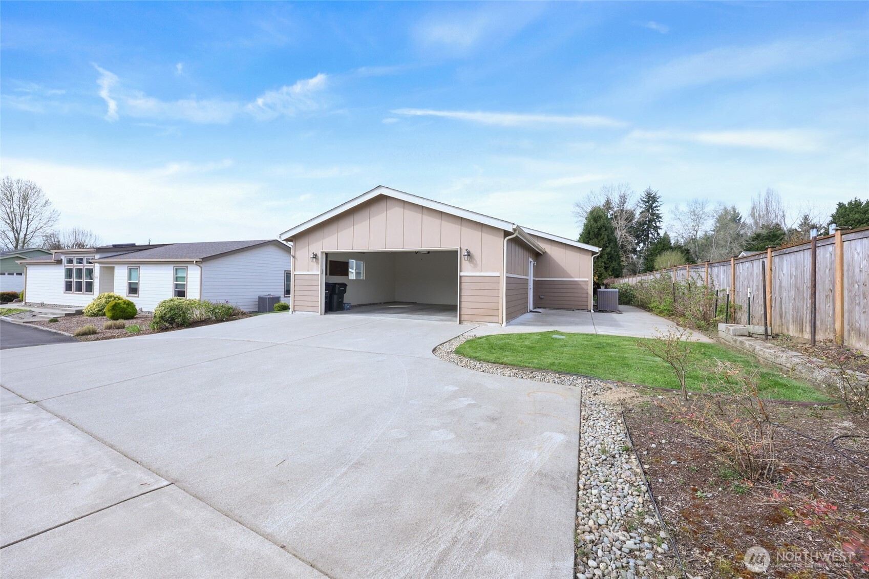 3516 Meadowbrook Lane Property Photo 34
