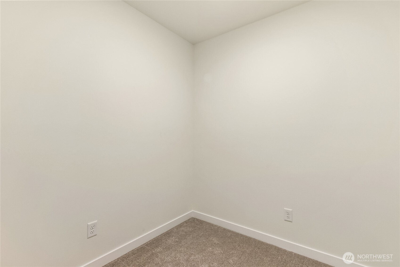 4241 Melrose Lane Property Photo 29