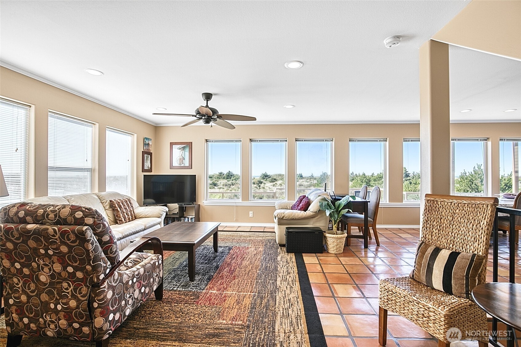27 Ocean Lane Property Photo 18