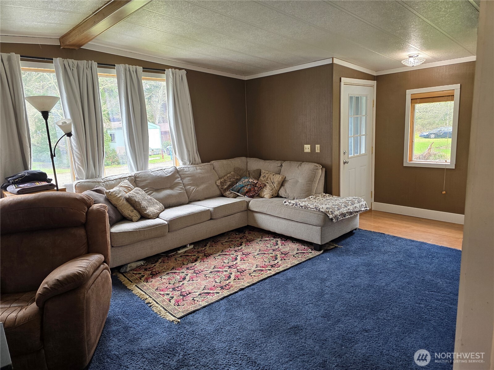 32211 N Place Property Photo 12