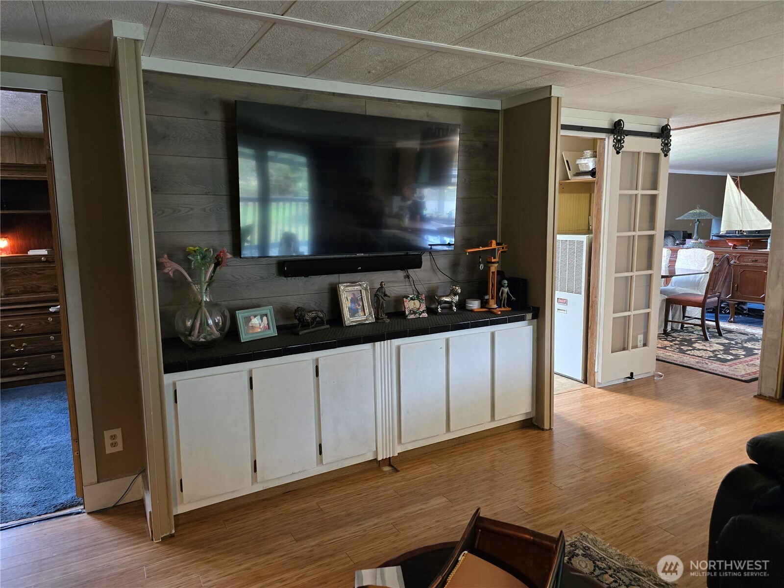 32211 N Place Property Photo 19