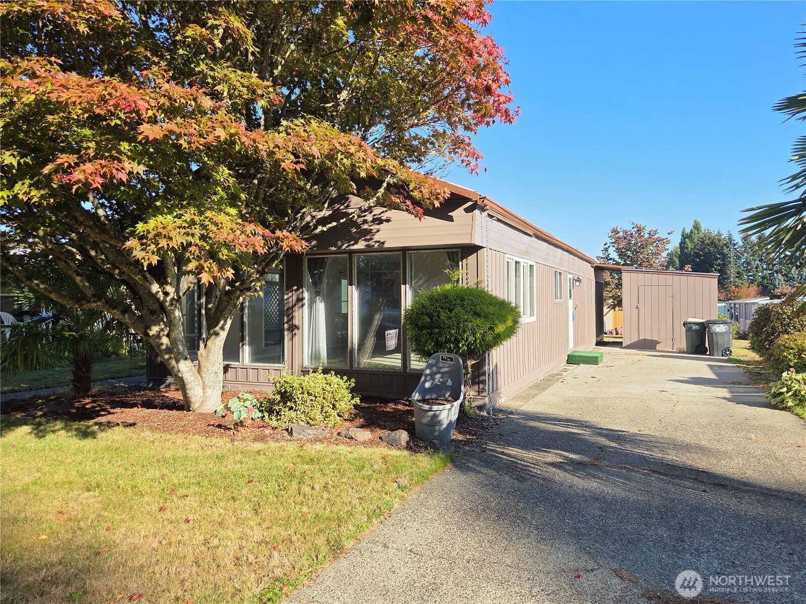 1342 Alonda Lane Property Photo 2