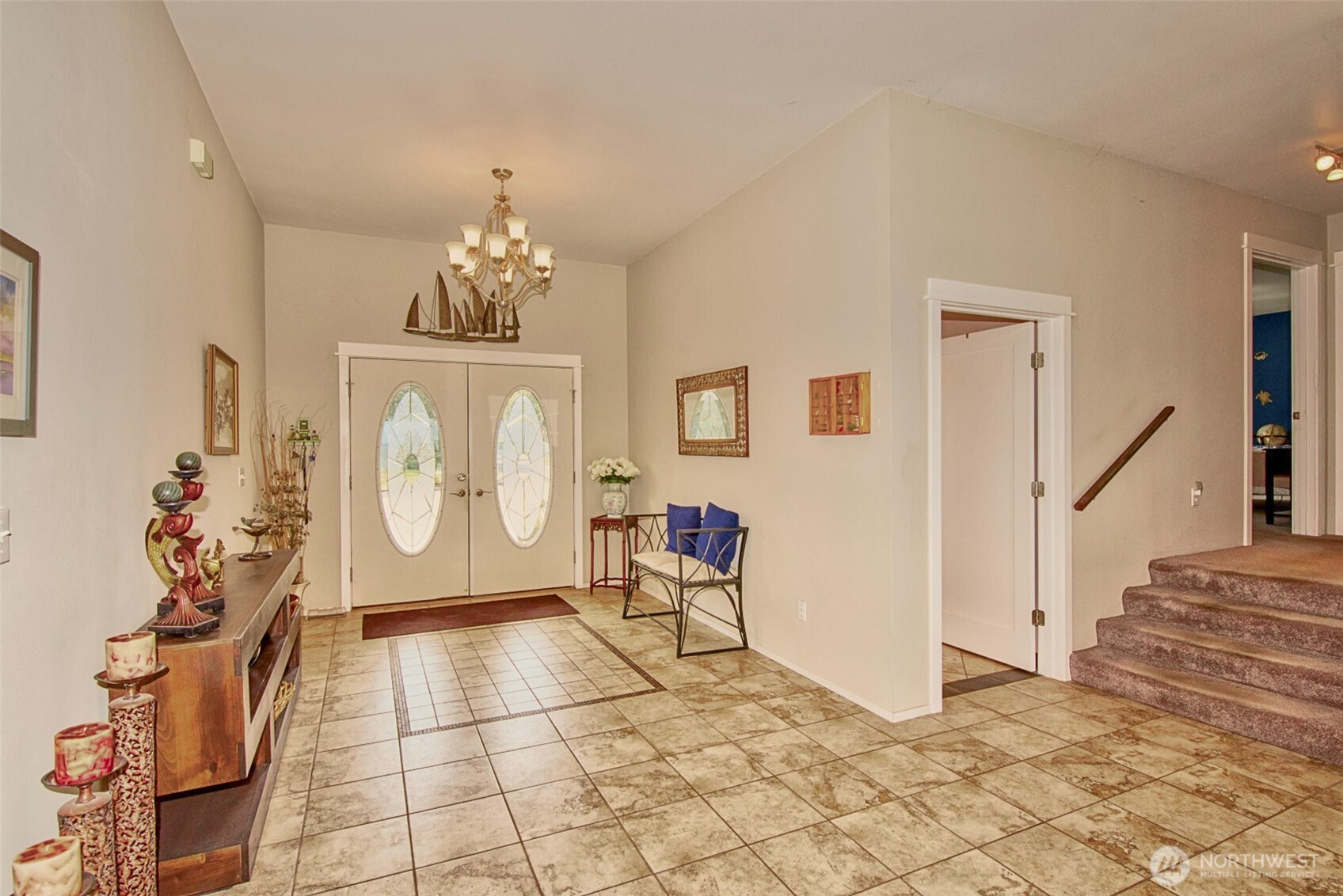 925 Claire Court Property Photo 3