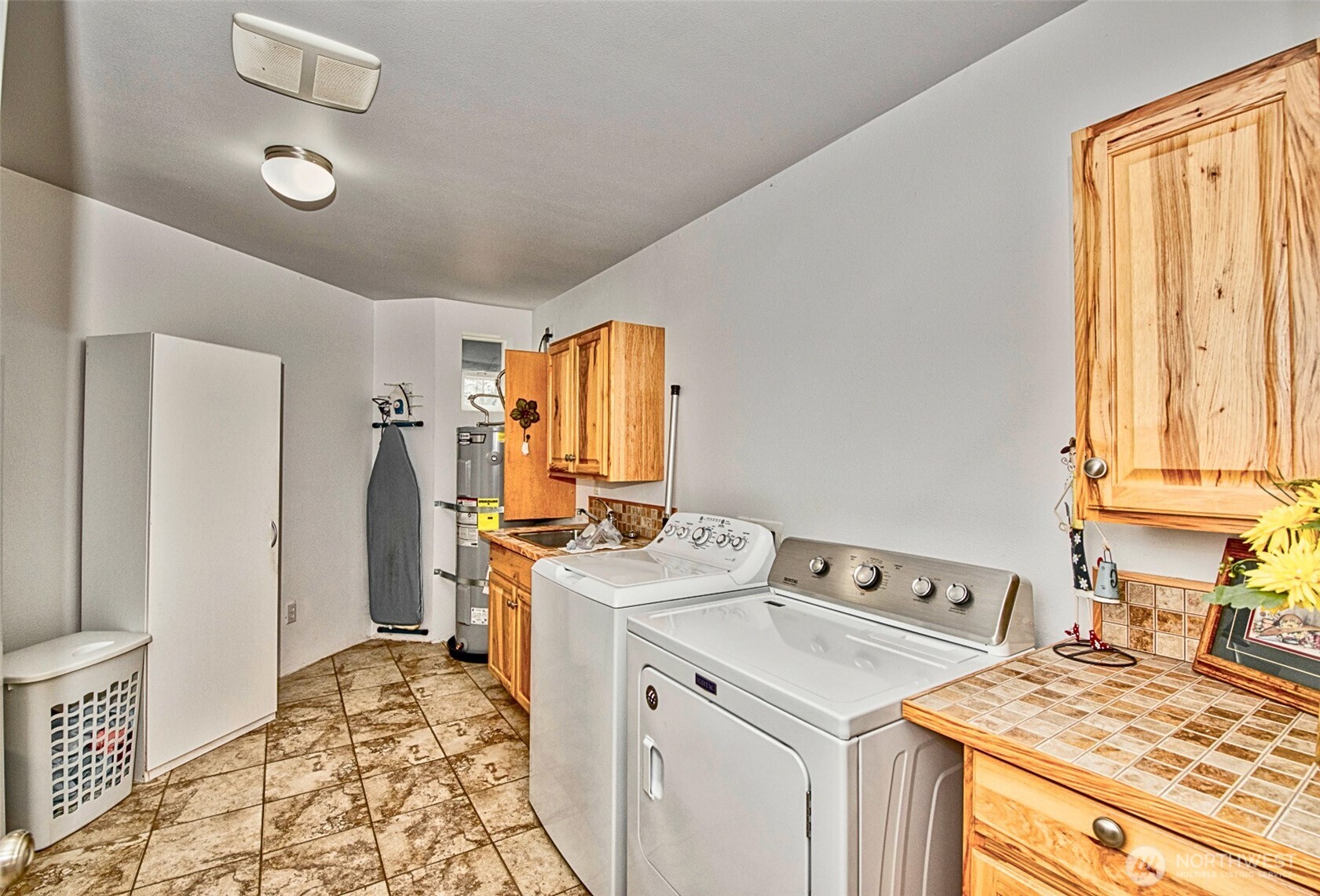 925 Claire Court Property Photo 14