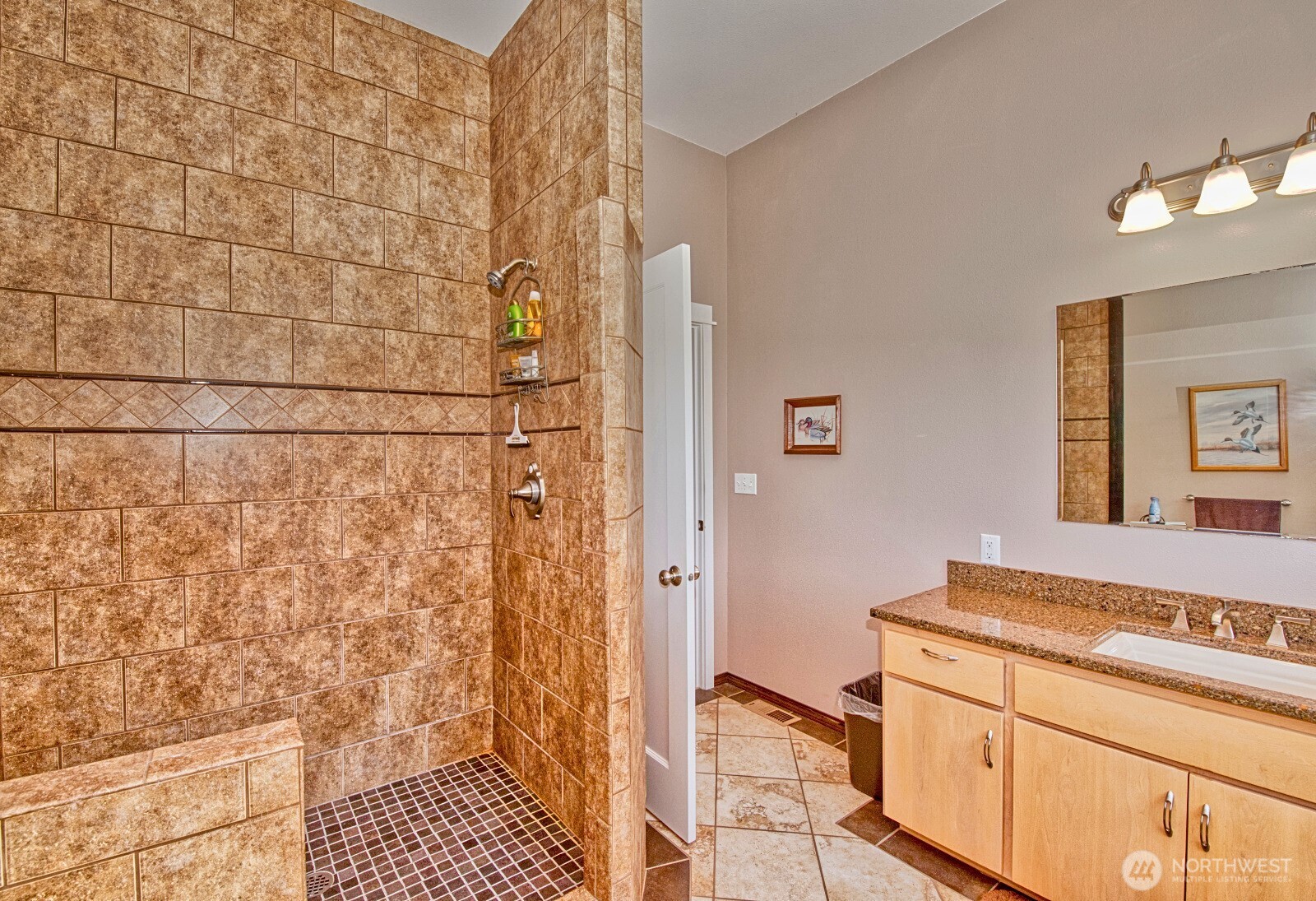 925 Claire Court Property Photo 19