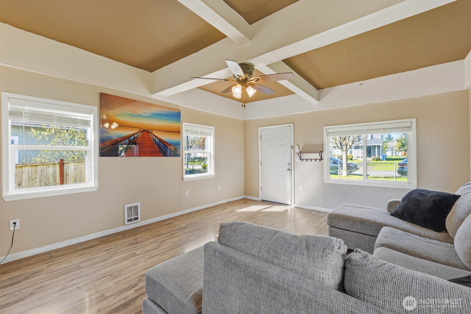 1939 S L Street Property Photo 10