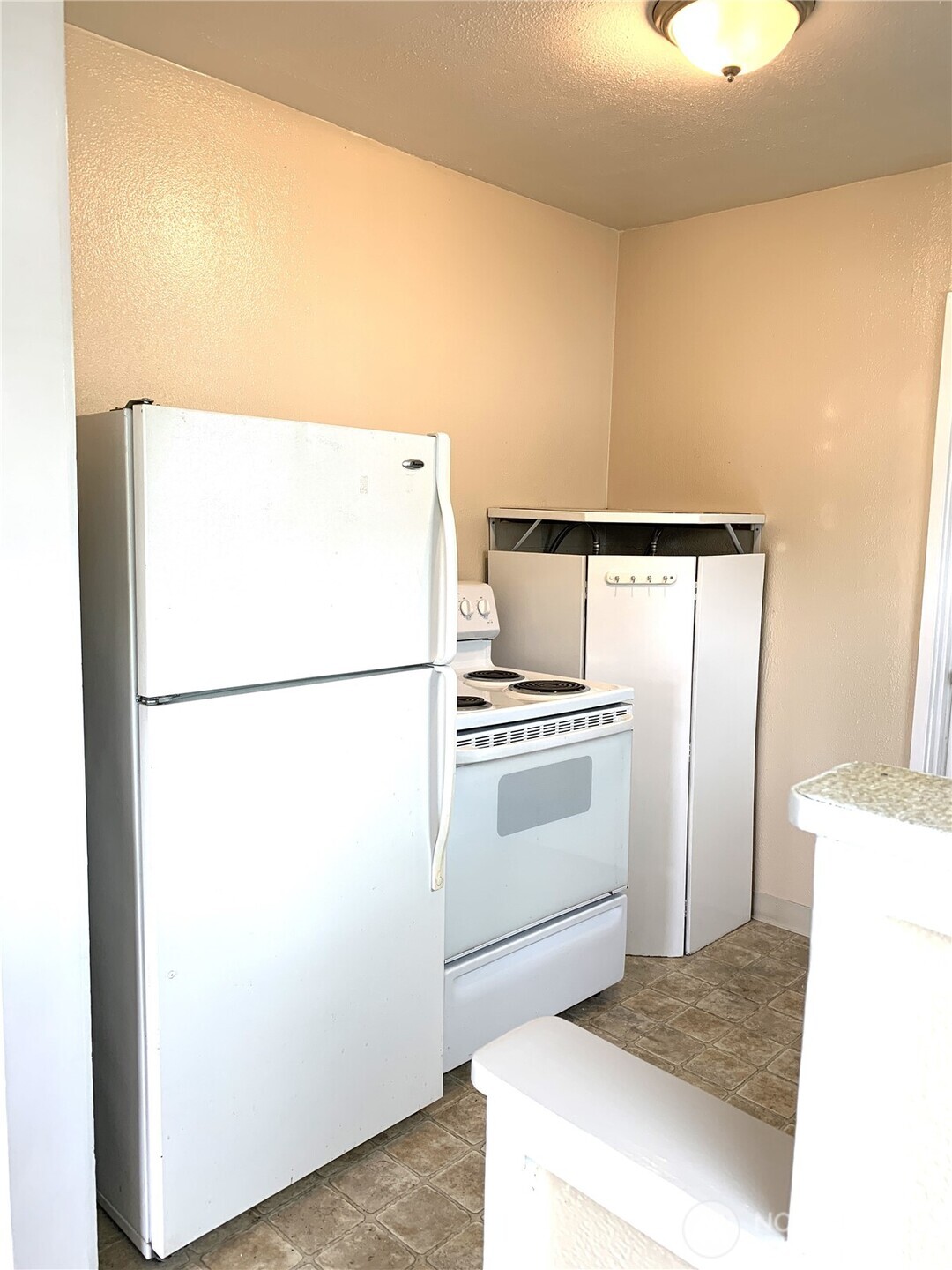 1423 S 7th Avenue Property Photo 10
