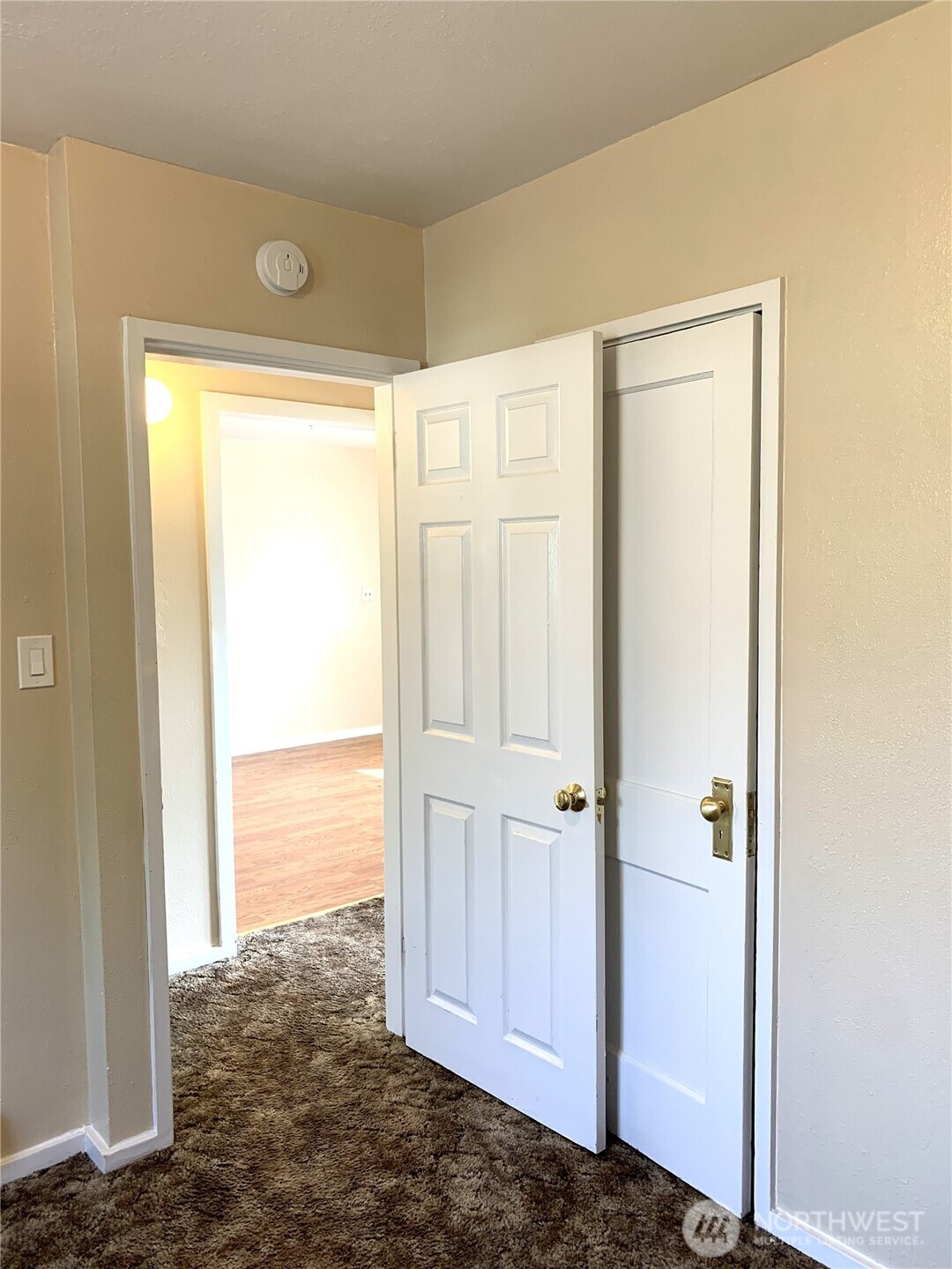 1423 S 7th Avenue Property Photo 12