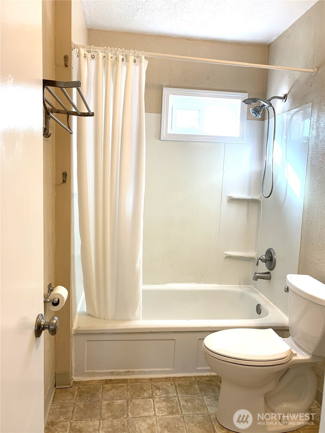 1423 S 7th Avenue Property Photo 16