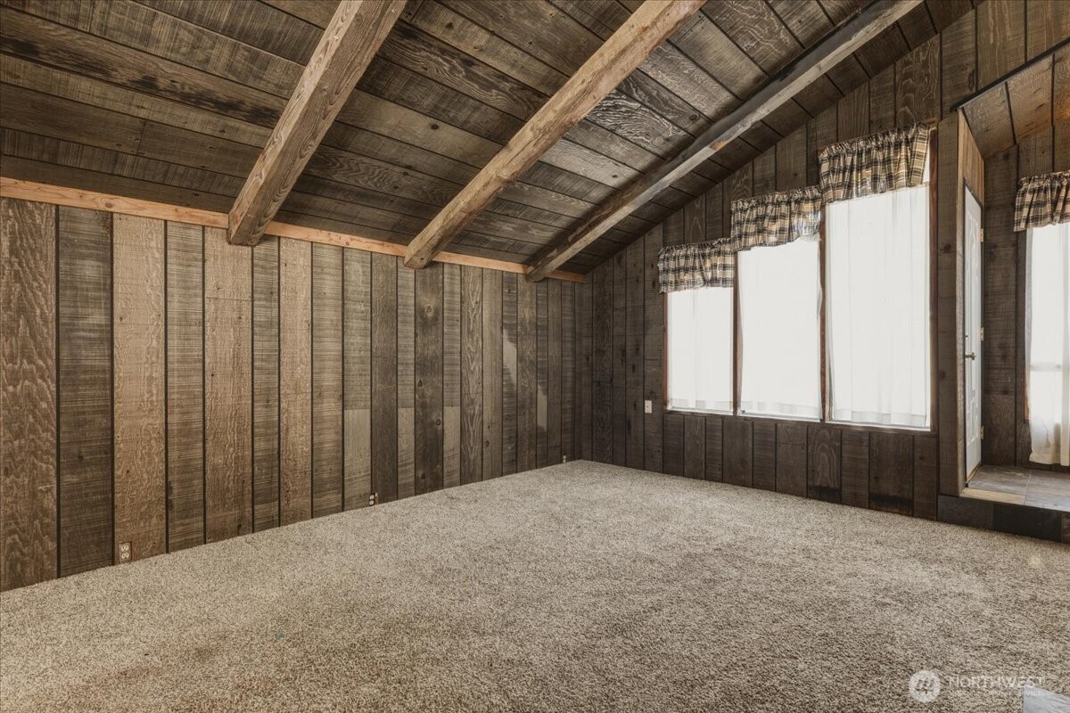 503 Federal Property Photo 6