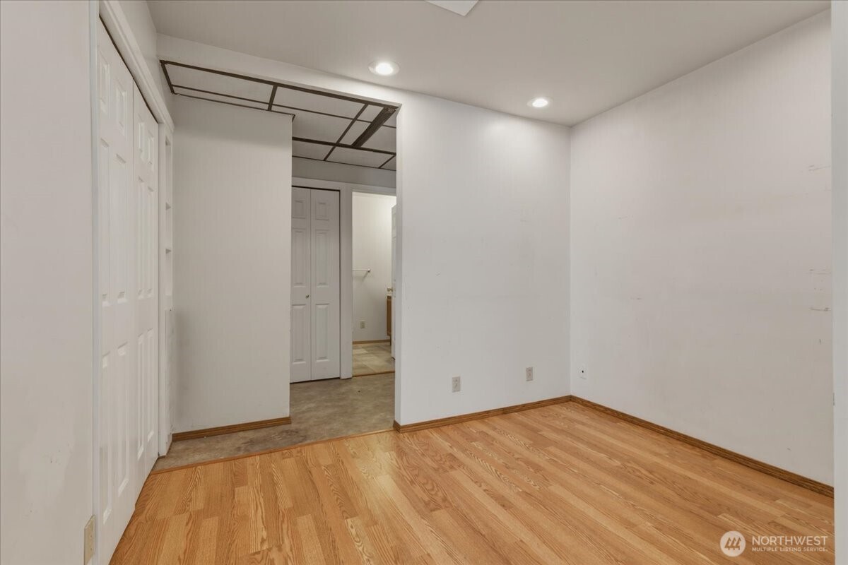 503 Federal Property Photo 19