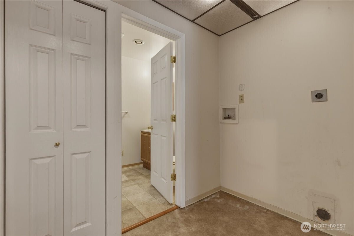 503 Federal Property Photo 25