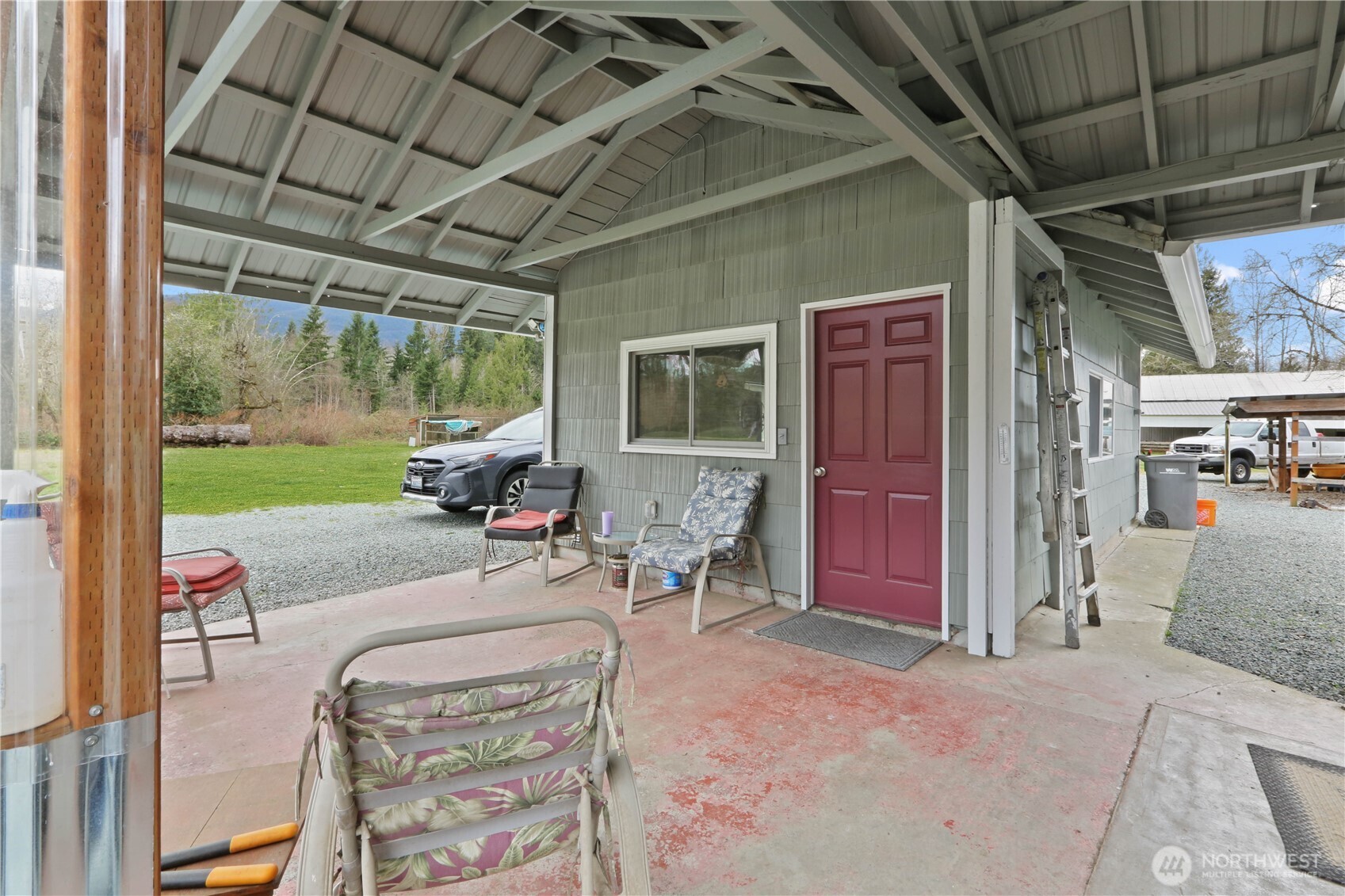 9040 Thunderbird Lane Property Photo 32