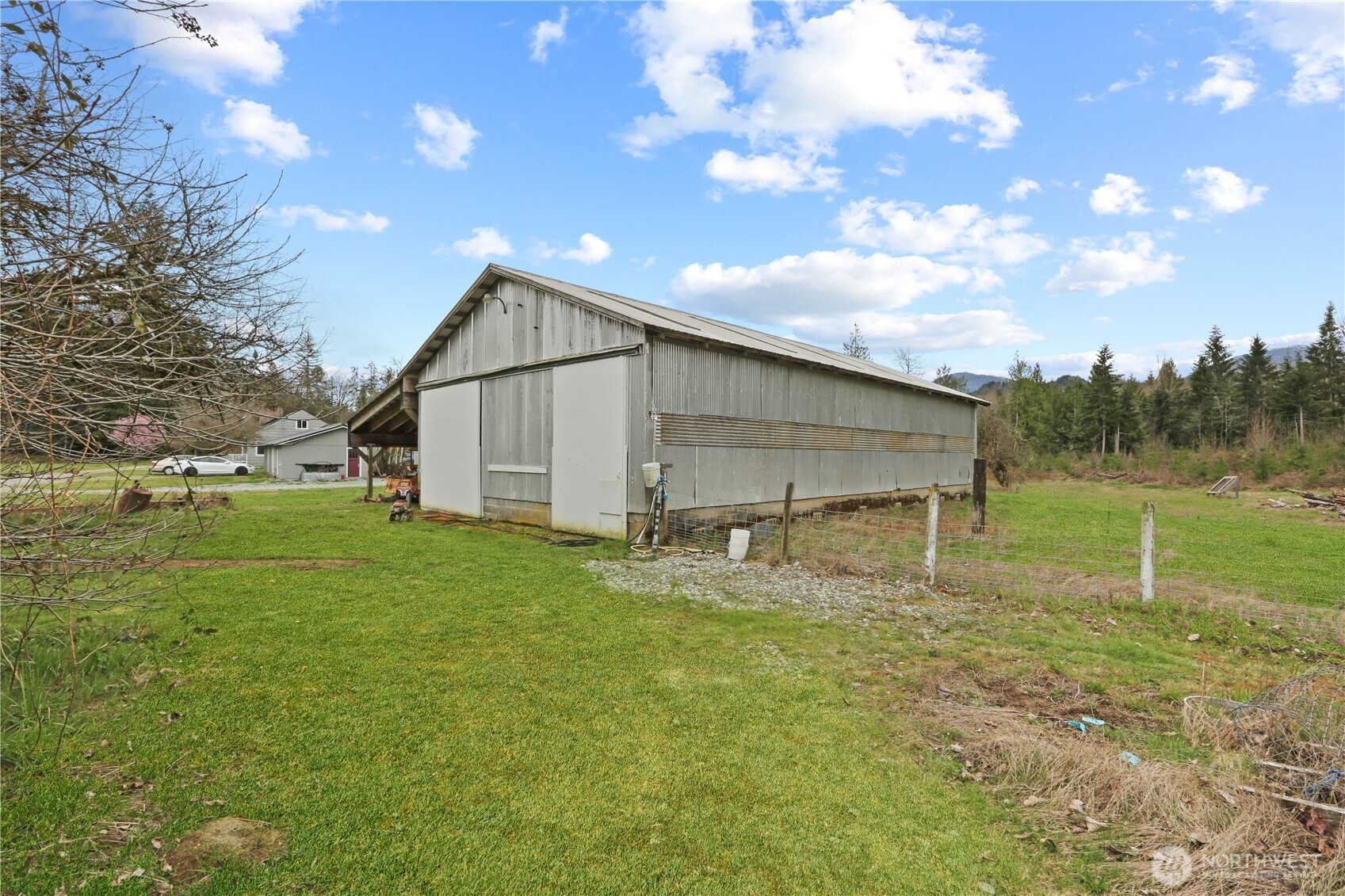 9040 Thunderbird Lane Property Photo 35