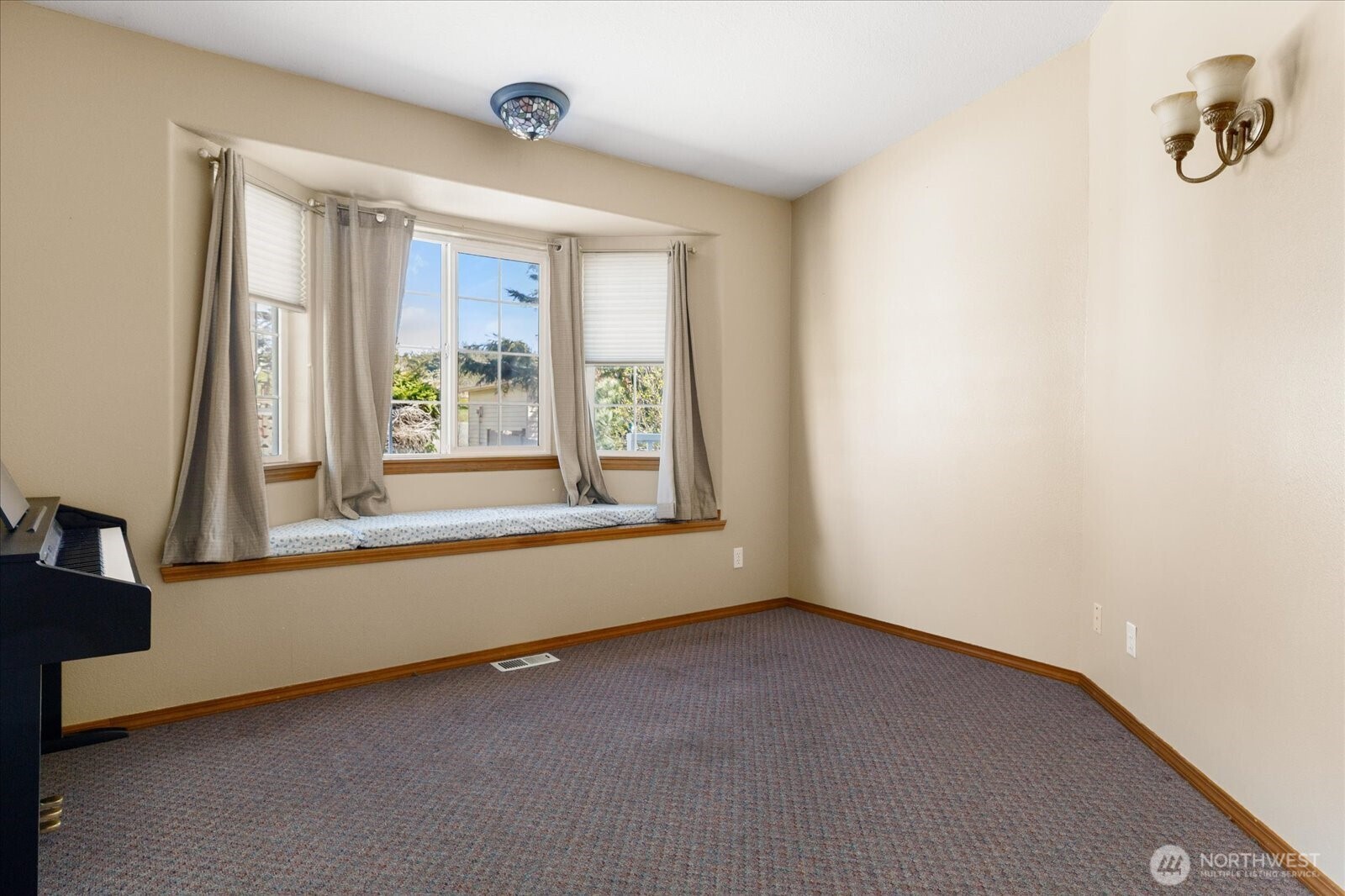 648 Hacienda Drive Property Photo 26