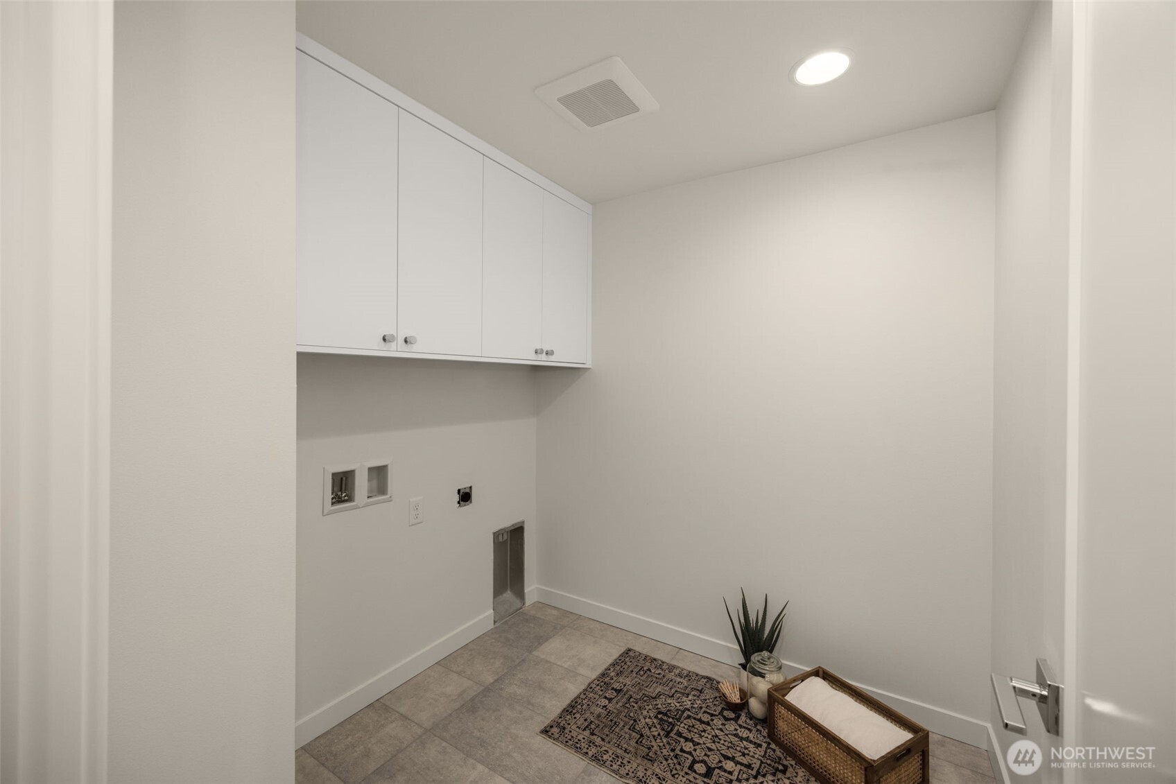 8313 C 12th Avenue Property Photo 22