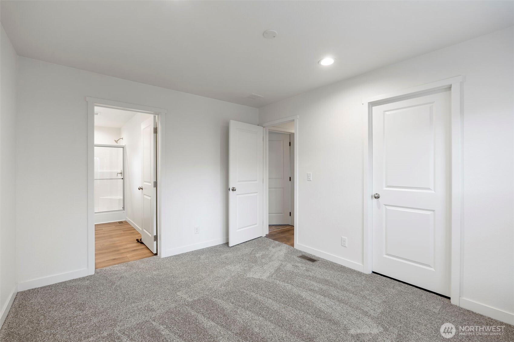 1110 B W Walnut Property Photo 21