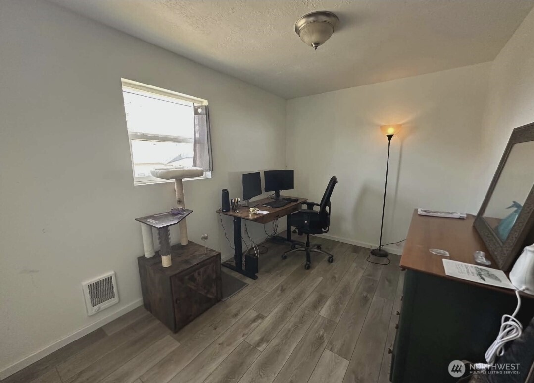 1911 Ocean Beach Boulevard Property Photo 13