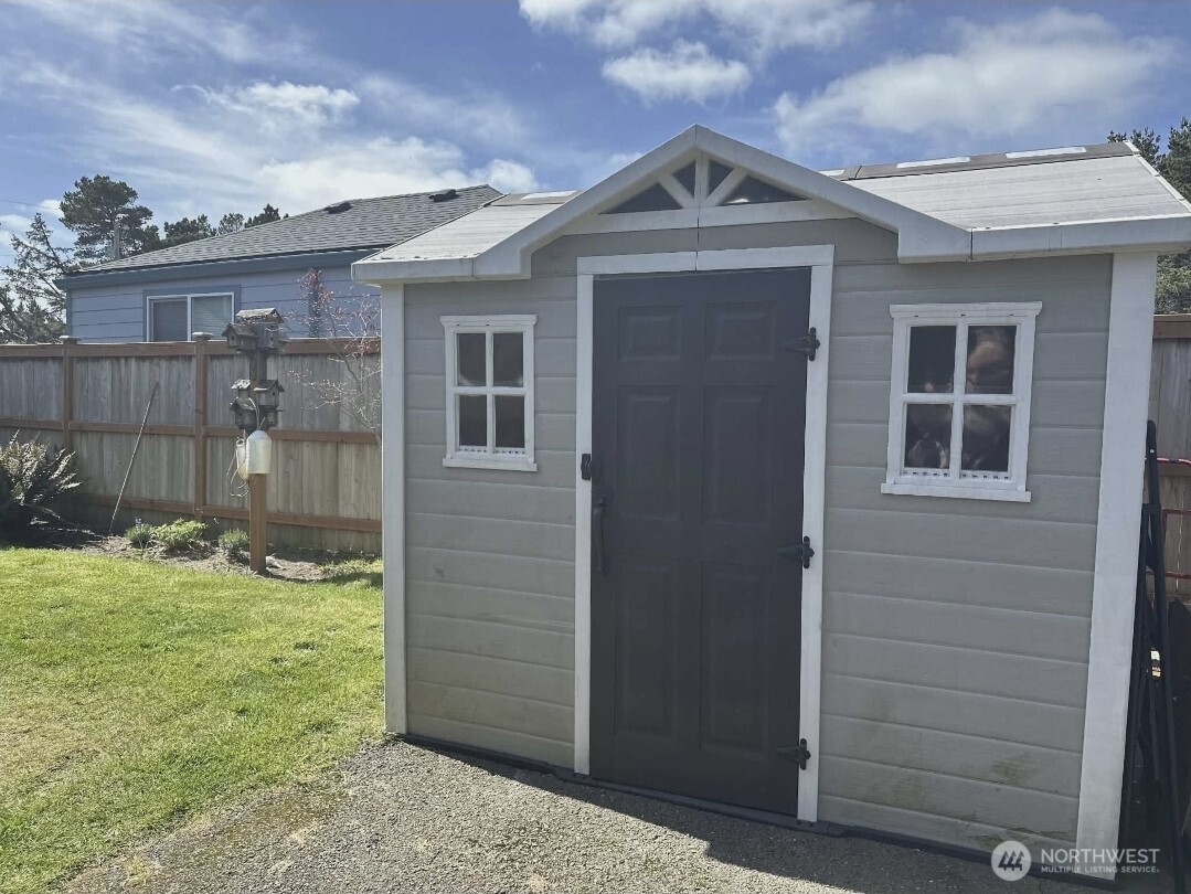 1911 Ocean Beach Boulevard Property Photo 25