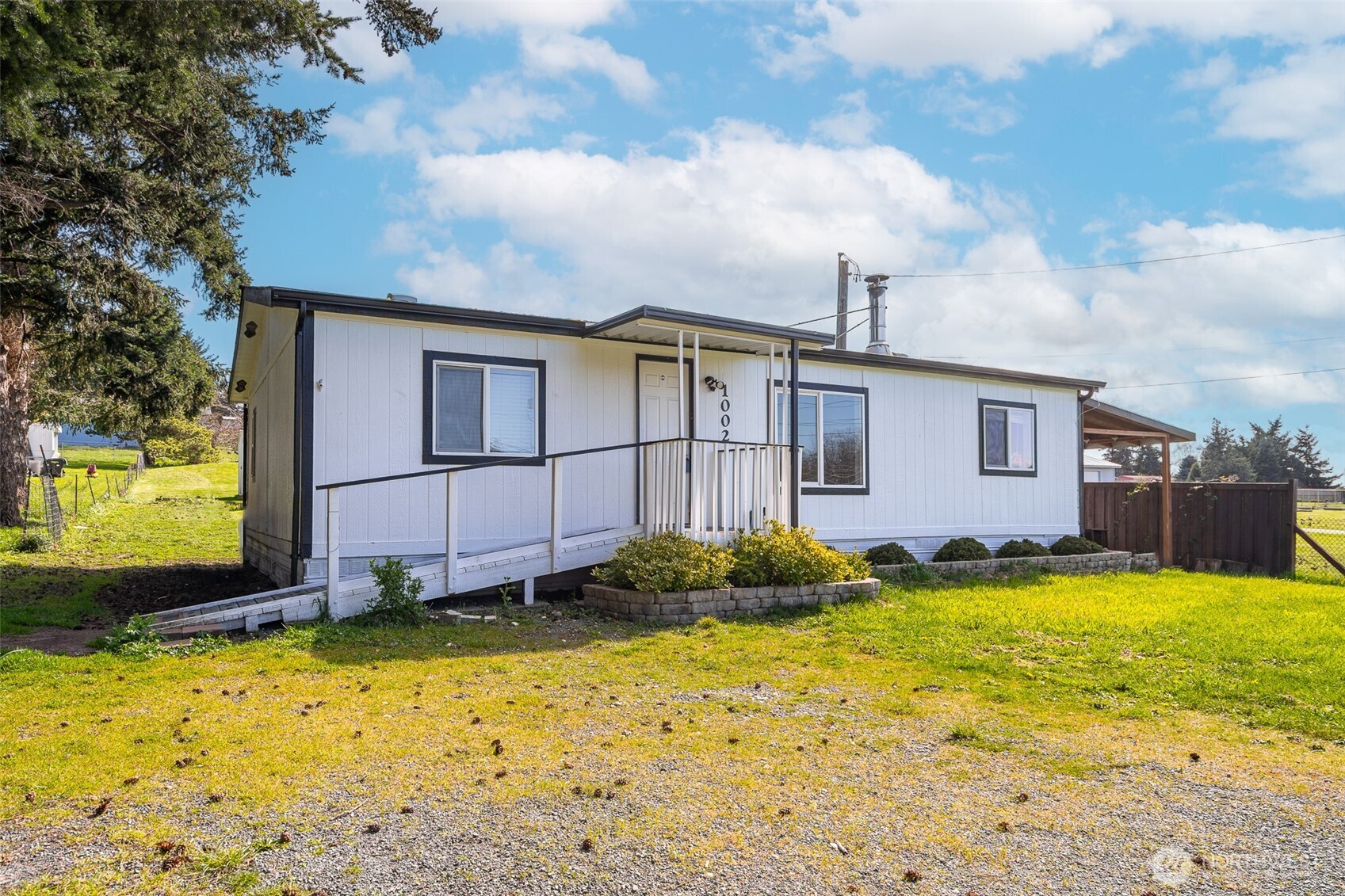 1002 Riepma Avenue Property Photo 17