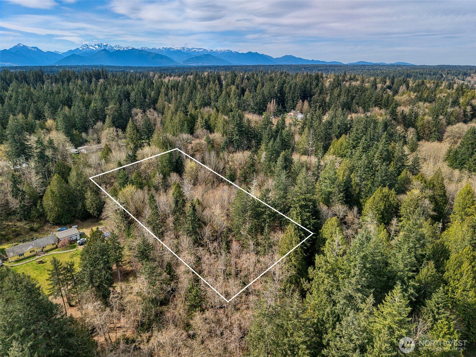 435 Nw Sword Fern Lane Property Photo 13