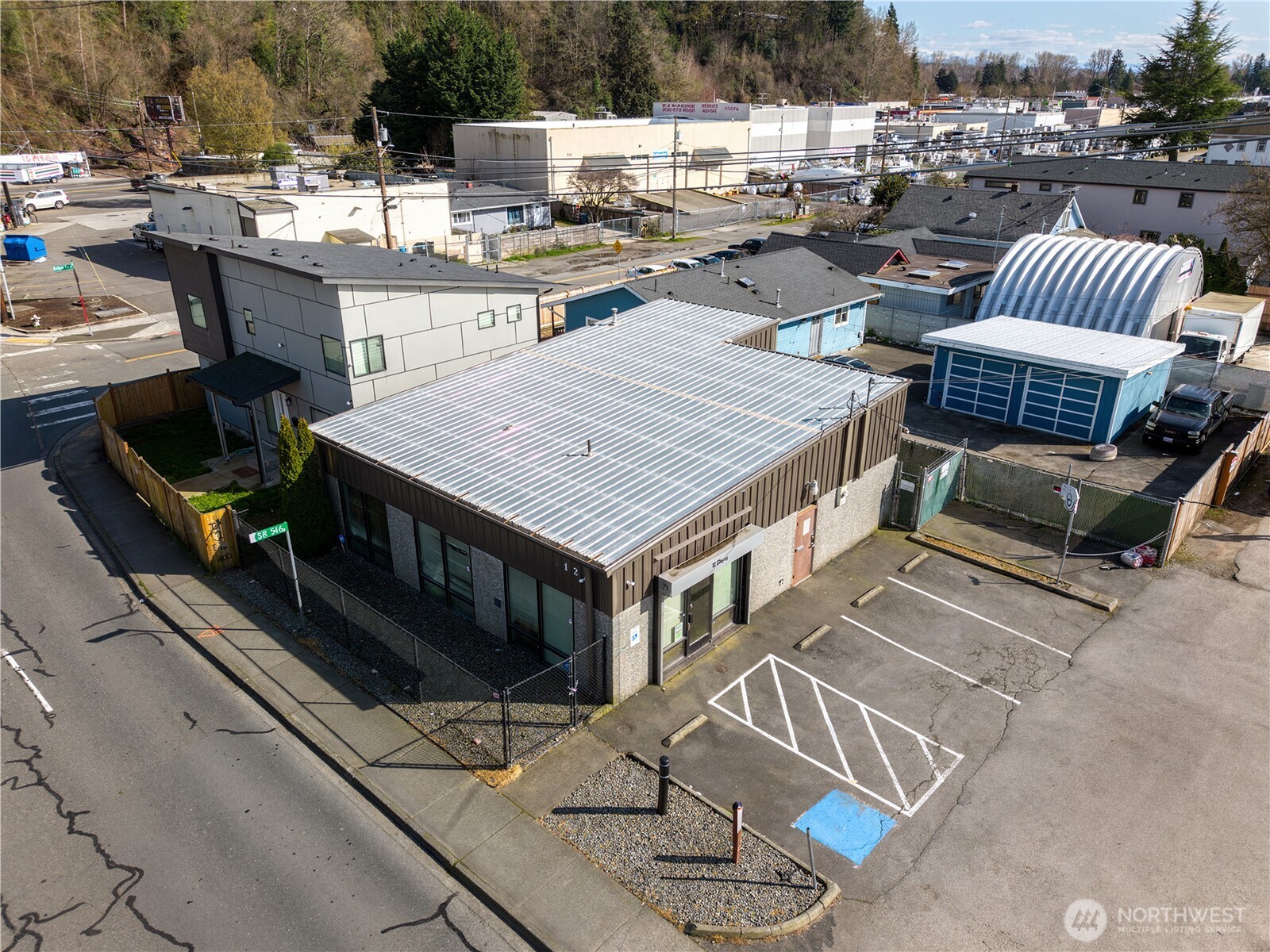 112 E Willis Street Property Photo 3