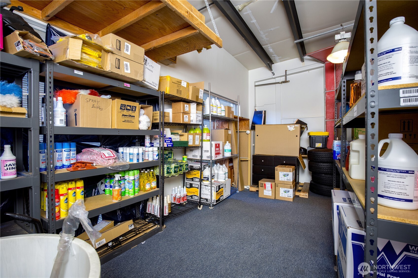 112 E Willis Street Property Photo 7