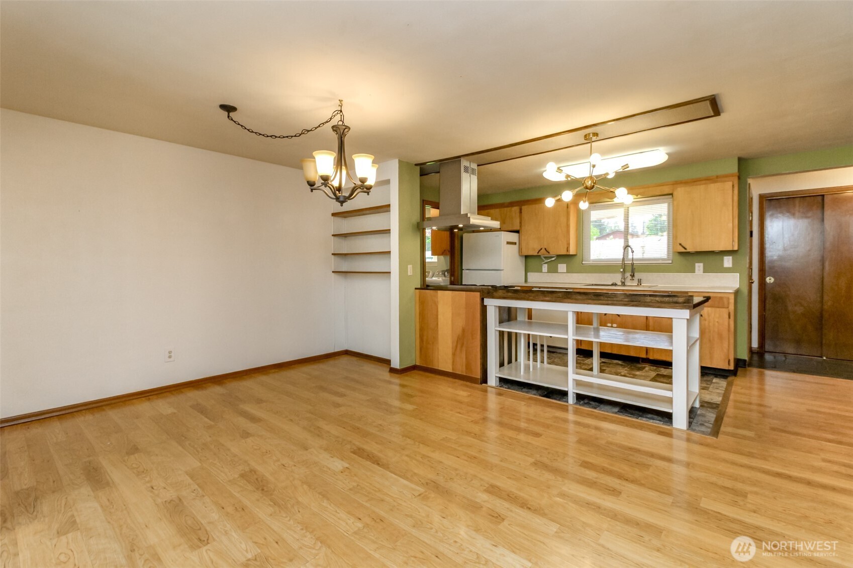 327 Logger Court Property Photo 11