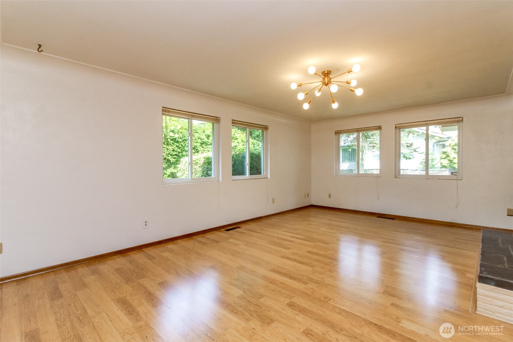 327 Logger Court Property Photo 20
