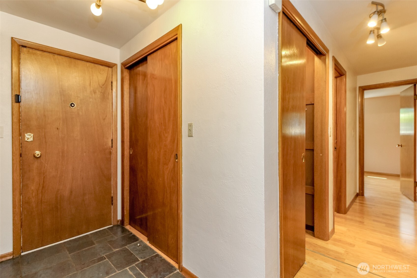 327 Logger Court Property Photo 27