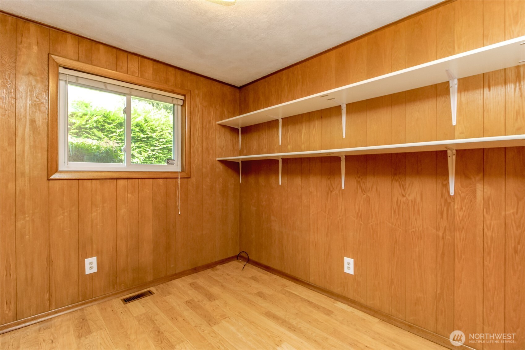 327 Logger Court Property Photo 28