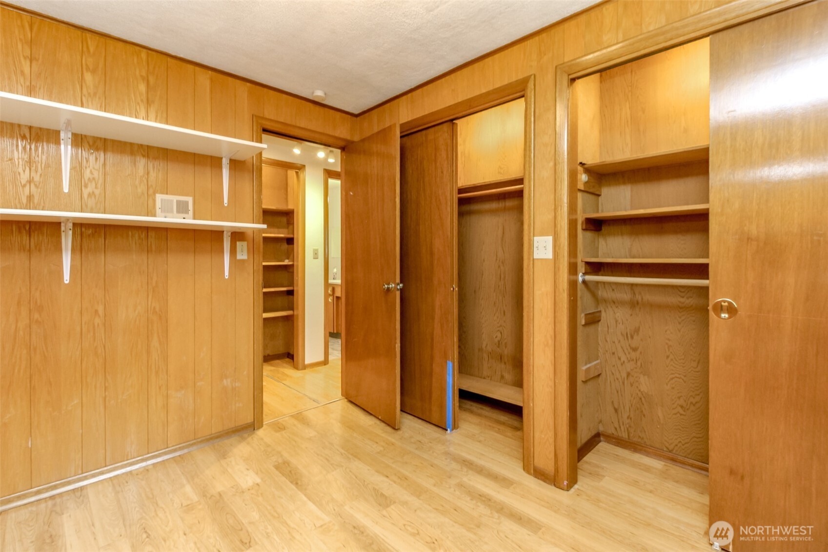 327 Logger Court Property Photo 29