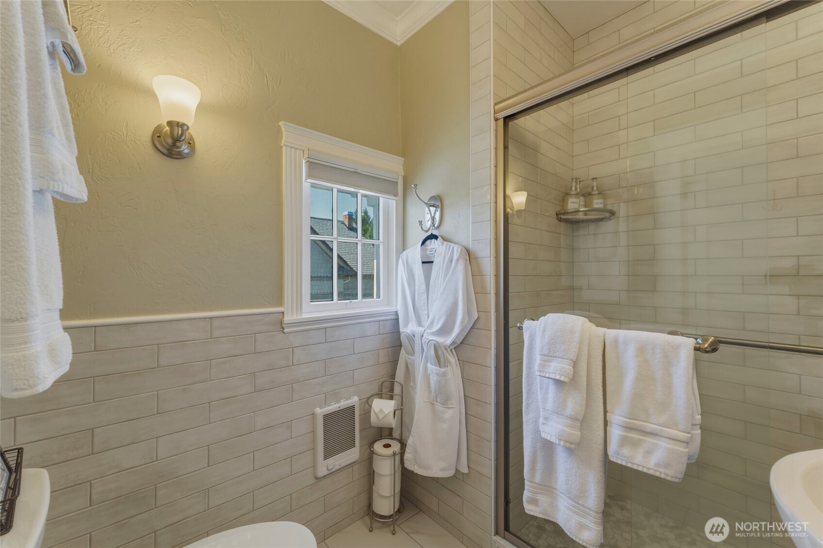 607 Boyer Avenue Property Photo 30