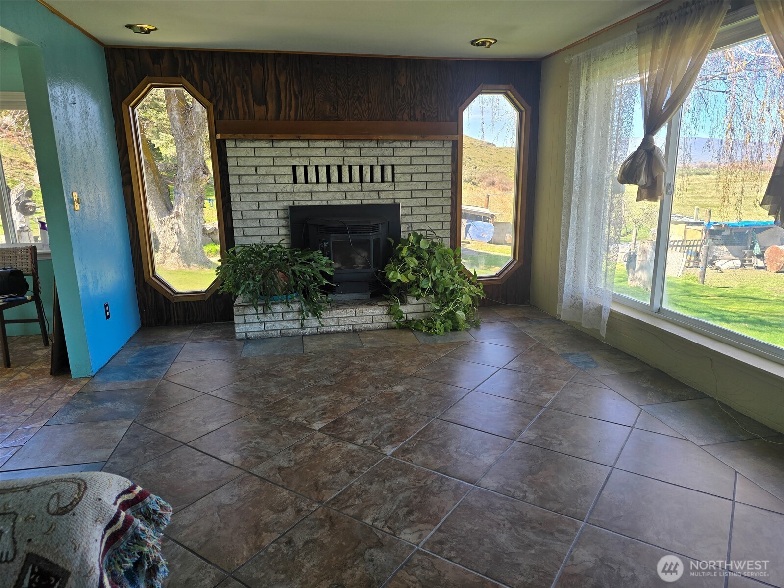 710 Adobe Way Property Photo 10