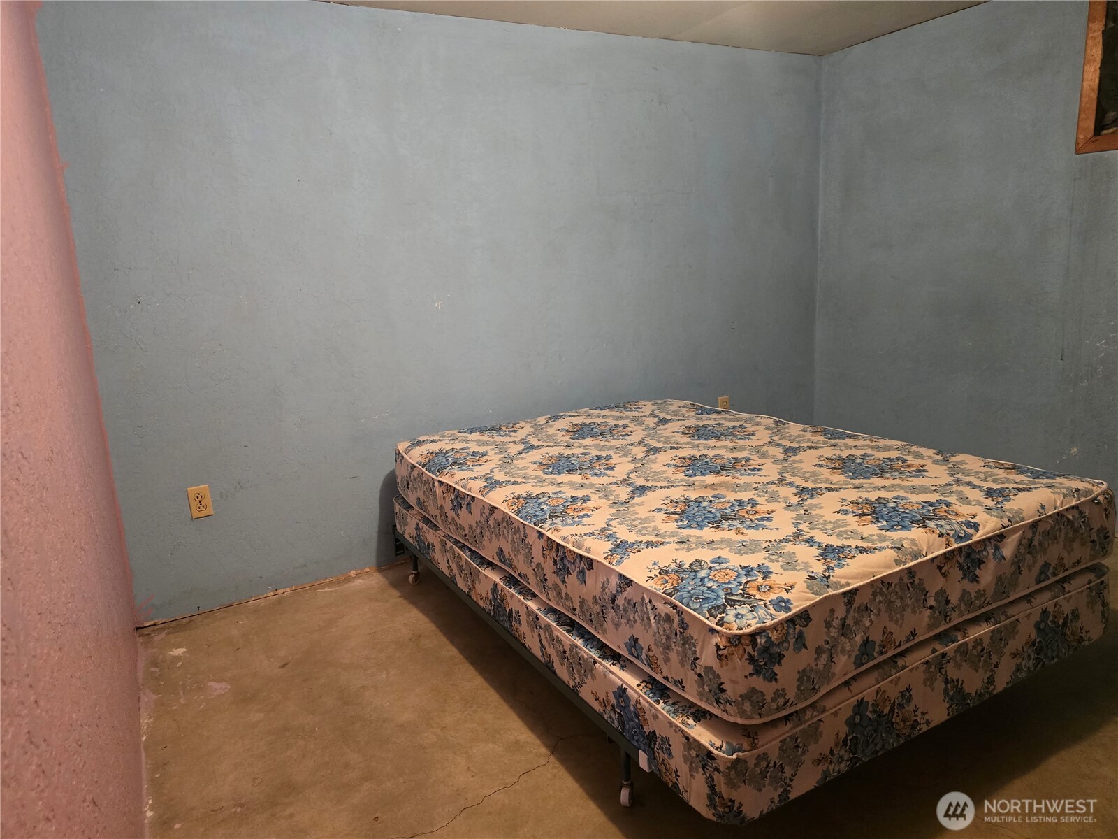 710 Adobe Way Property Photo 22