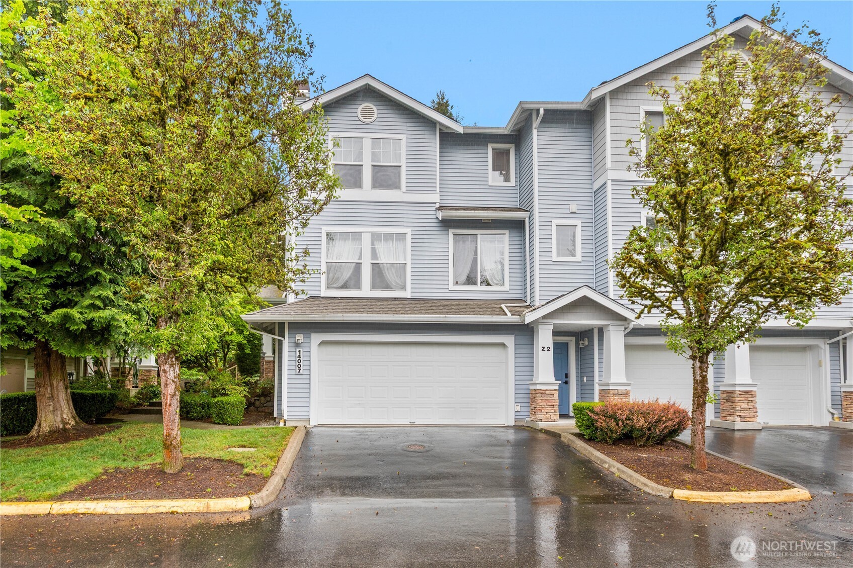 14007 69th Drive Z1 Property Photo 2