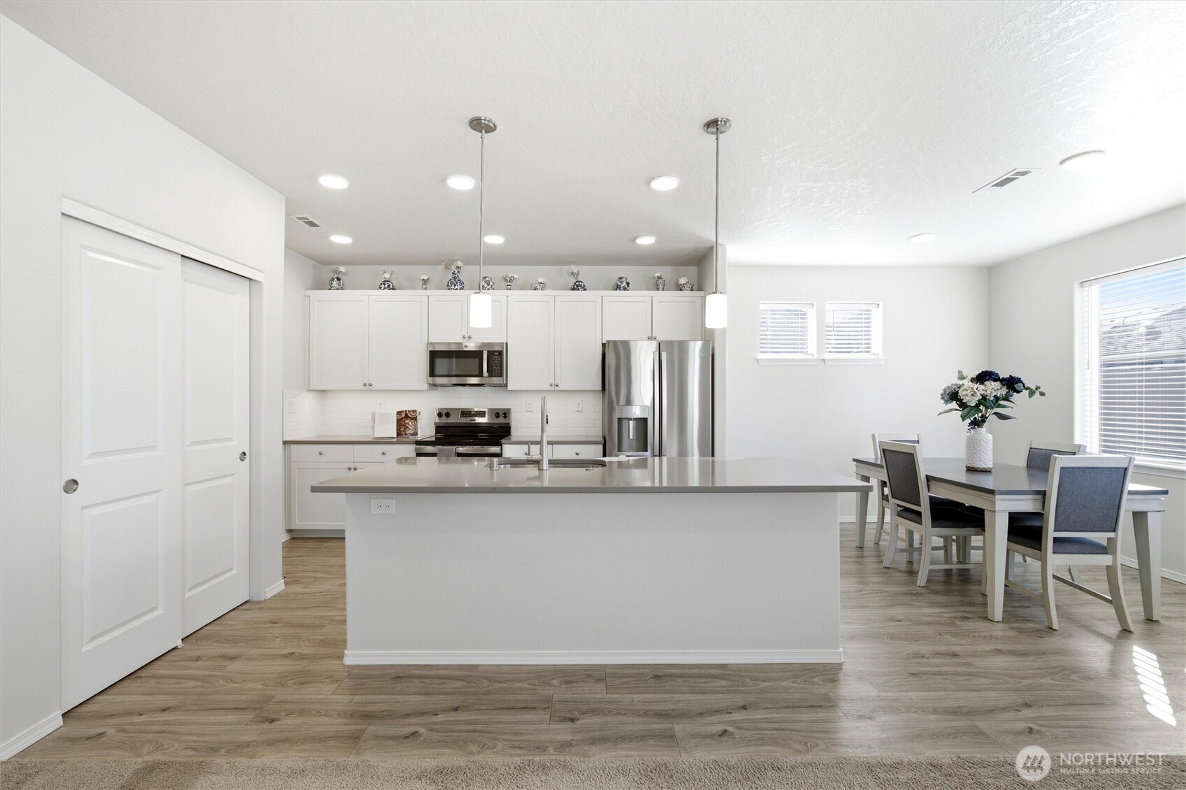 1106 Ava Street Property Photo 5