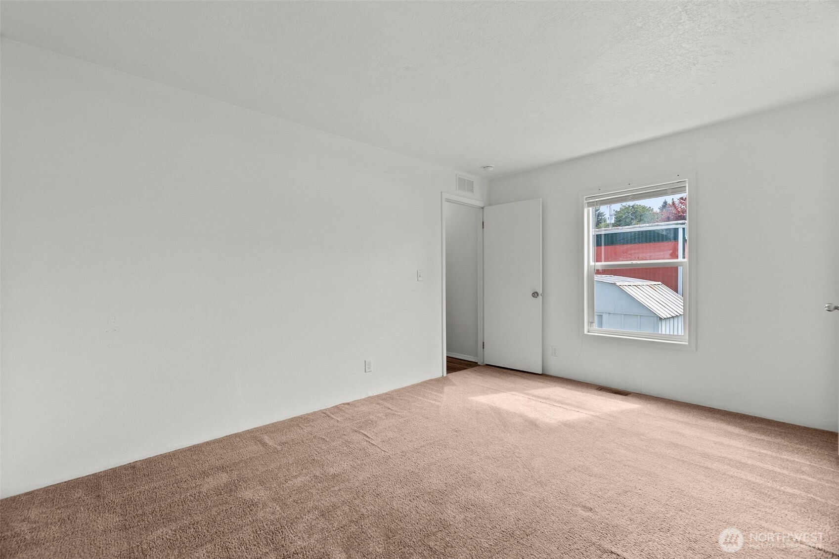 3928 21st Avenue 22 Property Photo 13