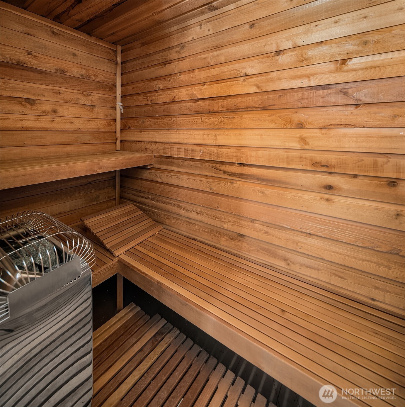 6625 Cromwell Beach Drive Property Photo 18
