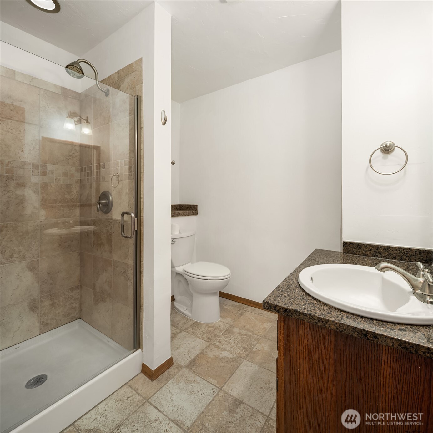 6625 Cromwell Beach Drive Property Photo 27