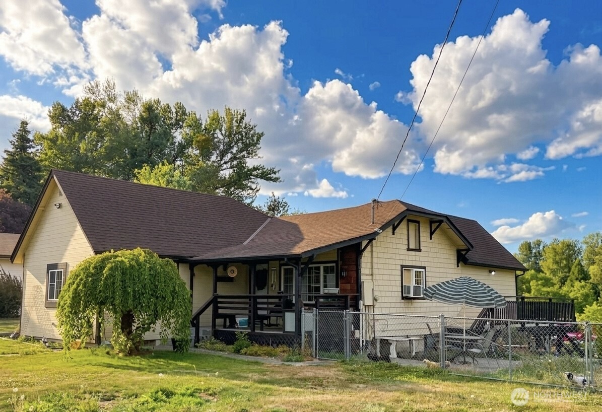 14401 80th Street Property Photo 1
