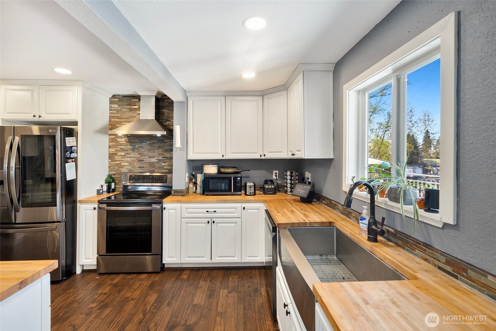 14401 80th Street Property Photo 10