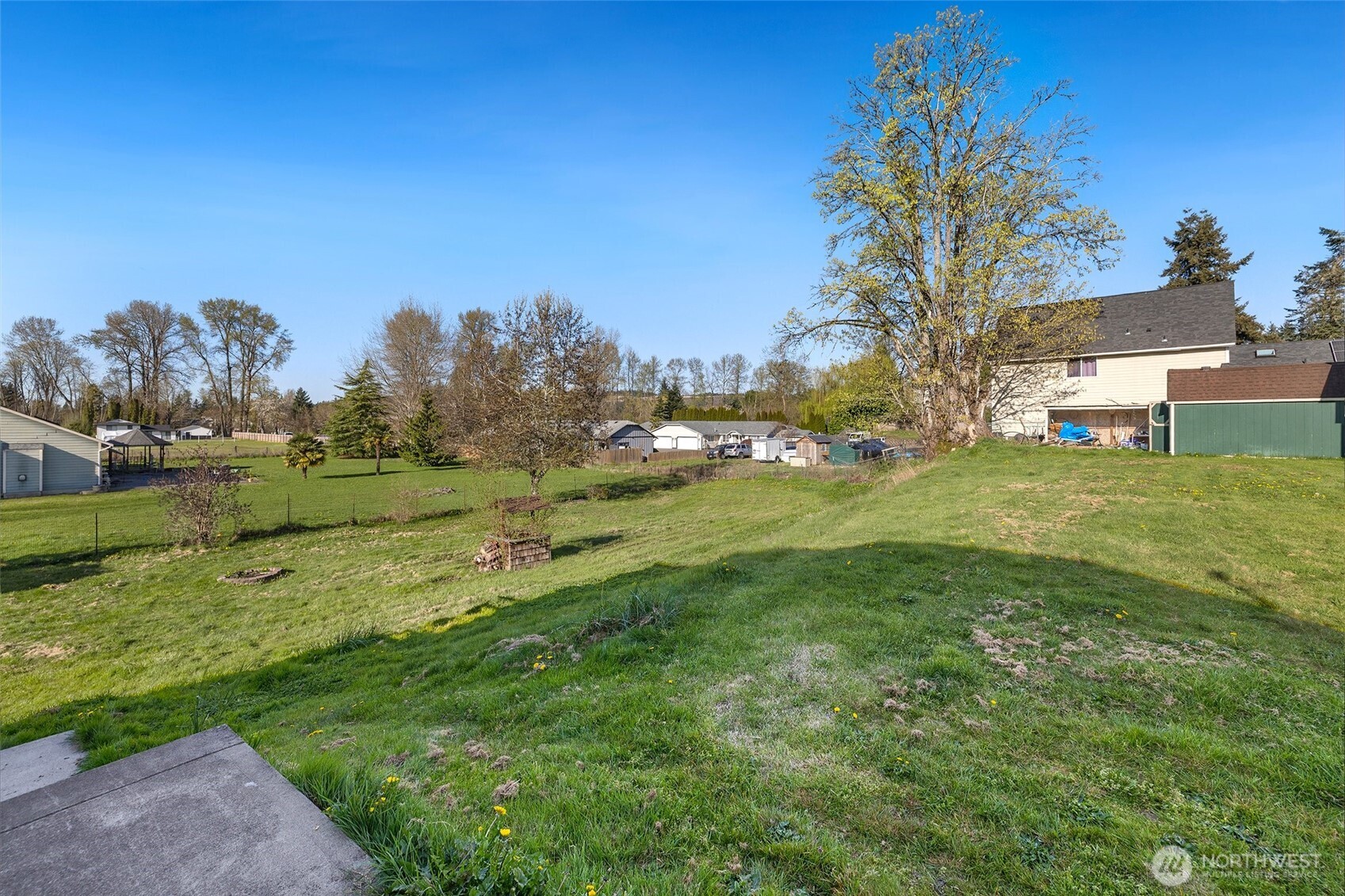 14401 80th Street Property Photo 27