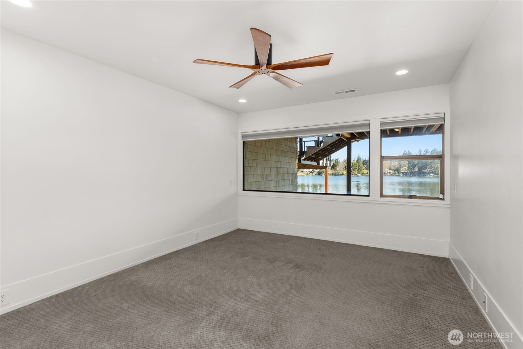10901 Greendale Drive Property Photo 34