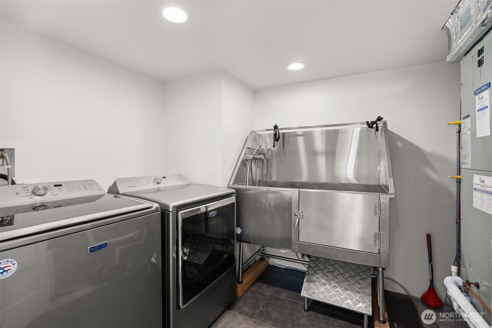 10901 Greendale Drive Property Photo 36