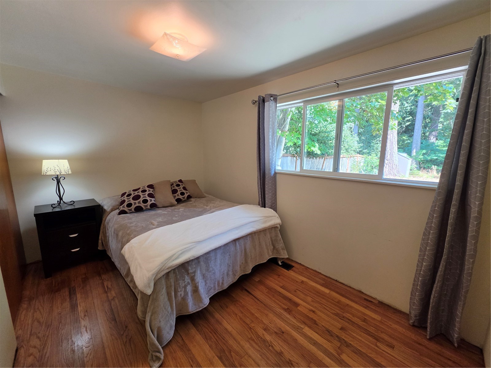 18816 89 Avenue Property Photo 6